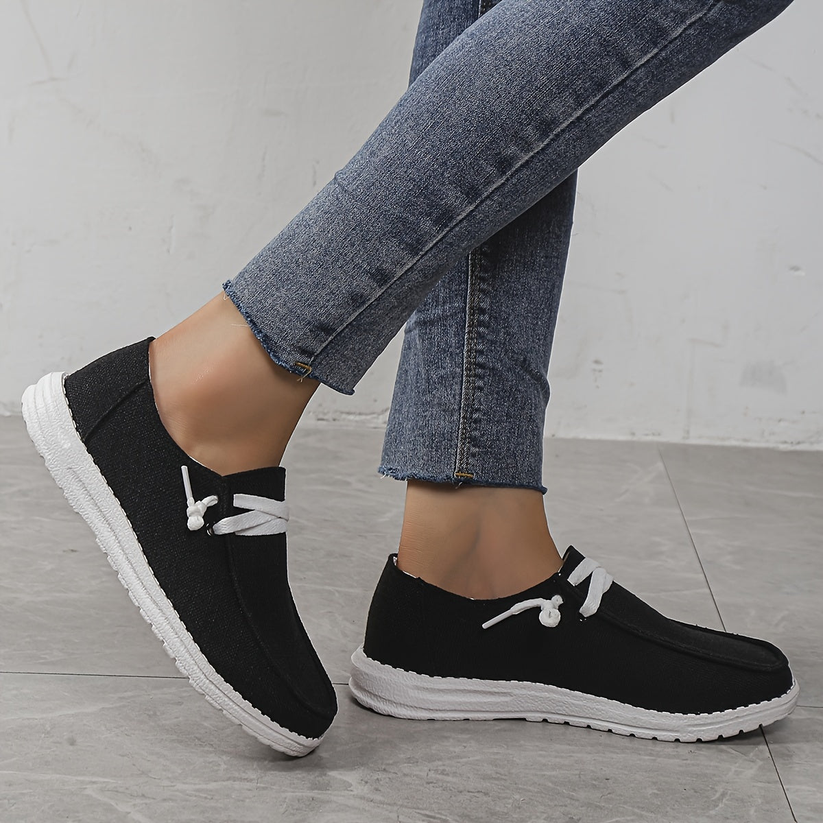 Women's Lace Up Lightweight Shoes Minimalist Low Top Sneakers