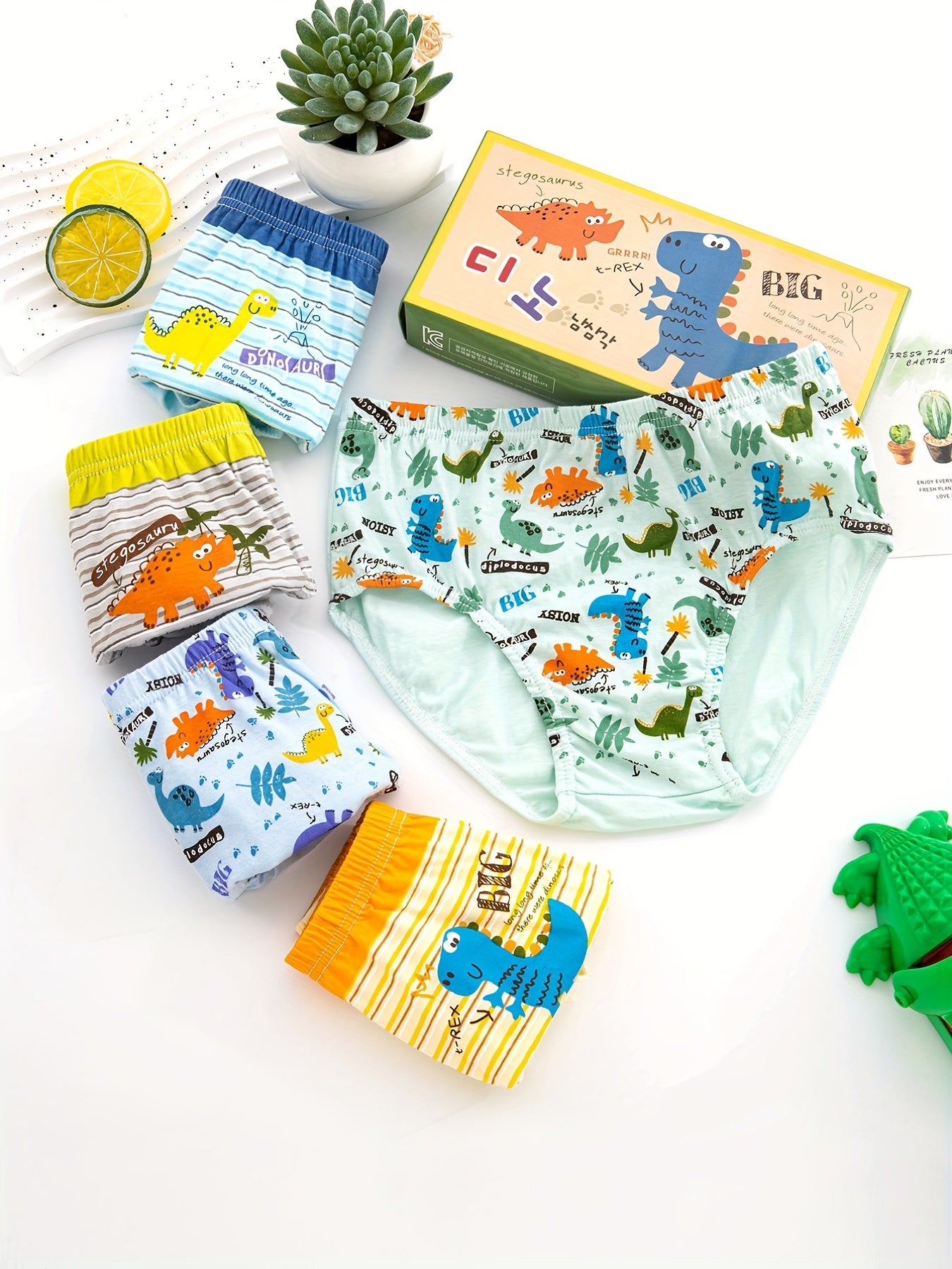 5pcs Boy's Cotton Triangle Panties Multiple Colors Elastic Waist Underwear