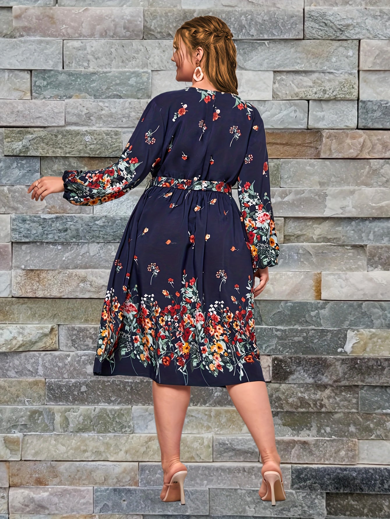  Floral Print Lantern Sleeve Belted Dress