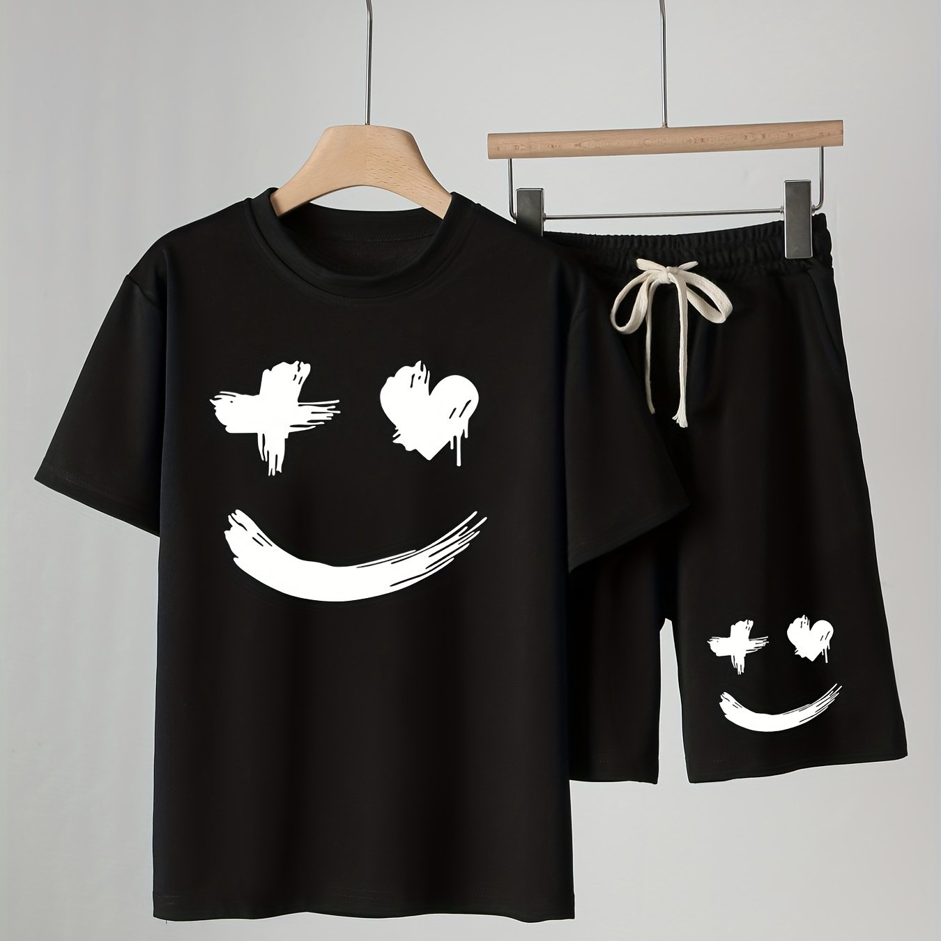 Boys Smile Face Print T-shirt & Drawstring Shorts Set