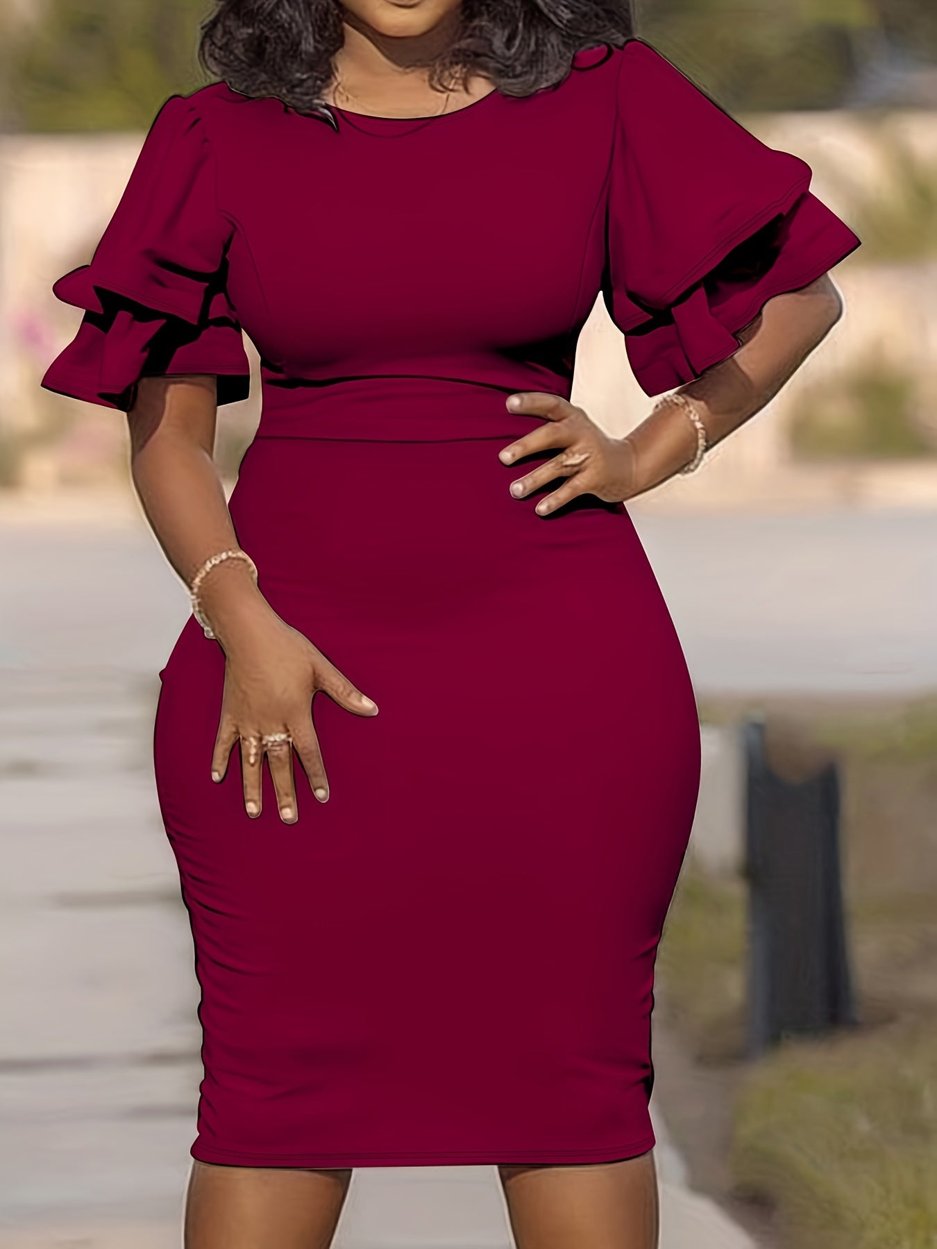  Ruffle Trim Round Neck Bodycon Dress
