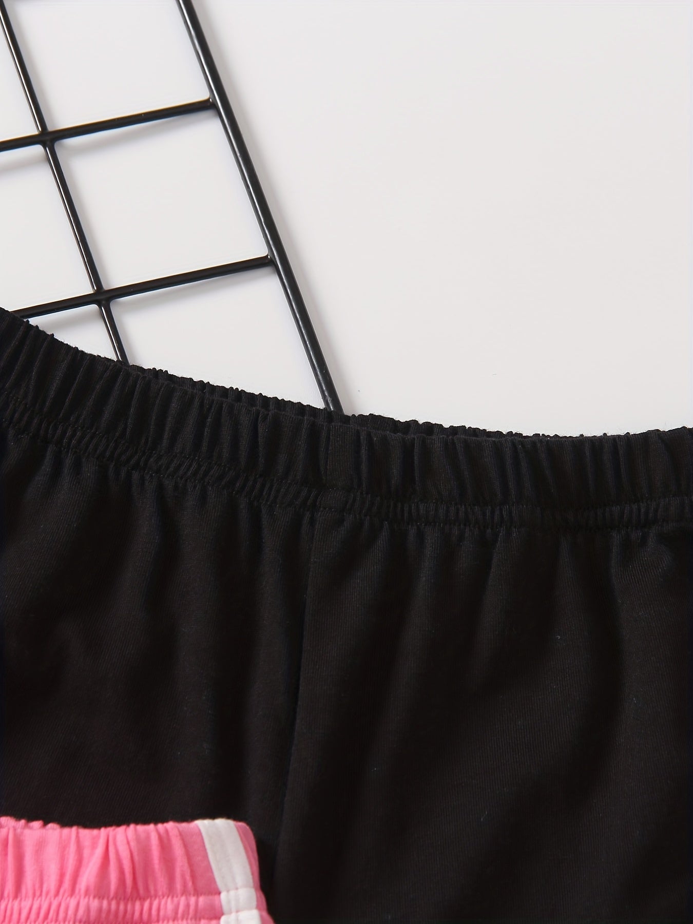 2pcs Girls' Contrast Binding Sports Shorts Set For Yoga Outfit