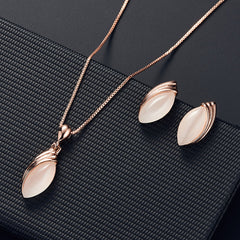 Oval Shape Pendant Necklace & Stud Earrings Set for Women & Girls
