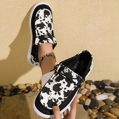 Dairy Cow Print Blocking Skate Shoes Lightweight Breathable Low Top Sport Shoes