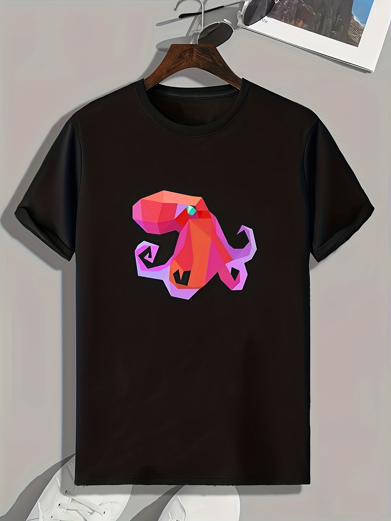 Octopus Print Men's Graphic Tee for Summer