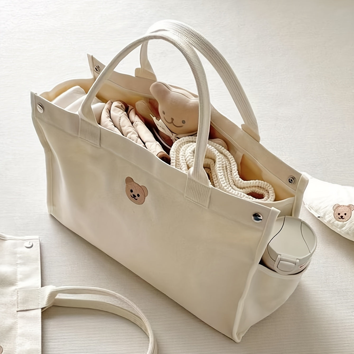 Bear Tote Bag Large Capacity Beige Canvas Handbag for Women