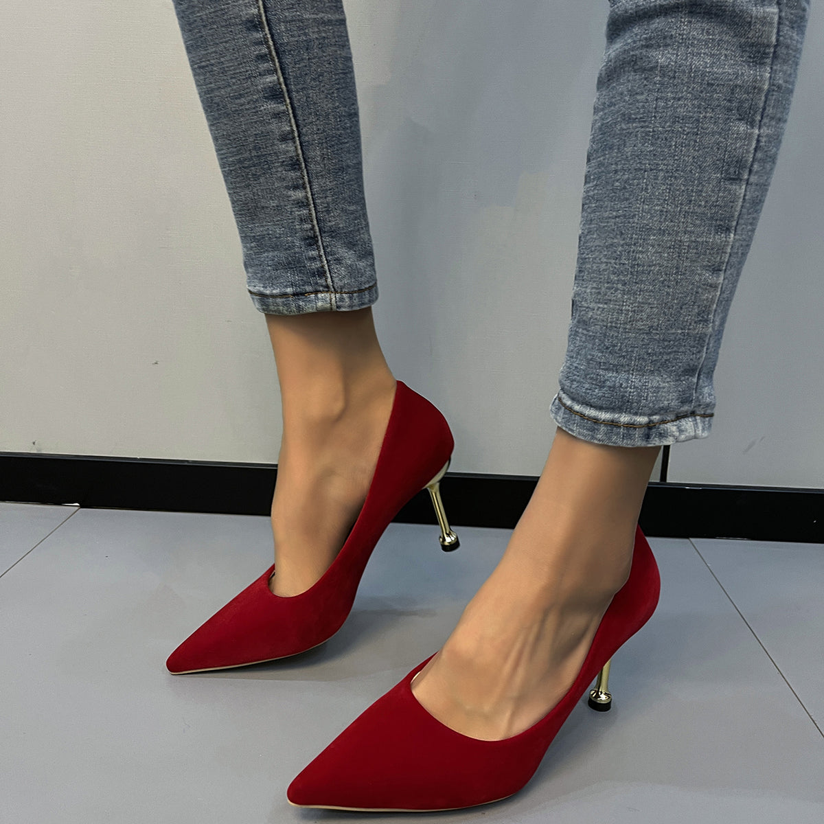 Women's Pointed Toe Metal Heel High Heels Stiletto Pumps