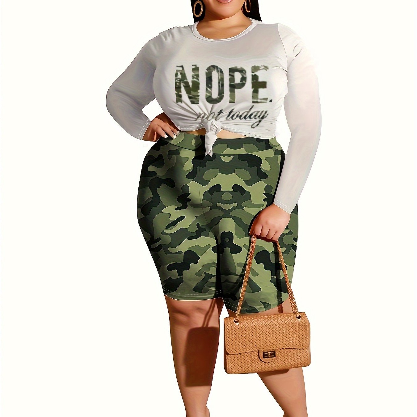  Camo Slogan Print Tee & Shorts Set