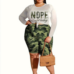  Camo Slogan Print Tee & Shorts Set