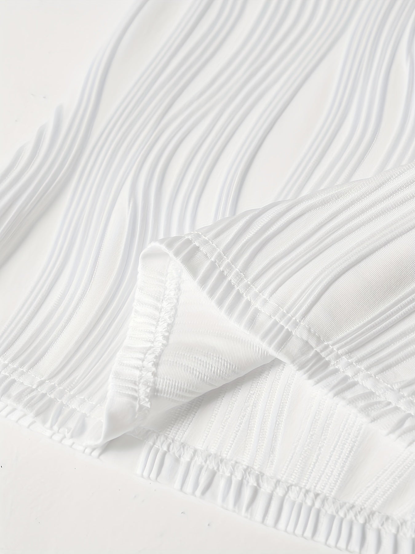  Solid Crinkle Notched Neck Tank Top