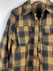 Women's Plus Plaid Long Sleeve Button-Up Shirt