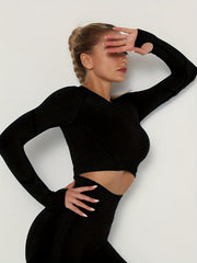 Seamless Long Sleeve Crop Top for Yoga and Fitness Workouts