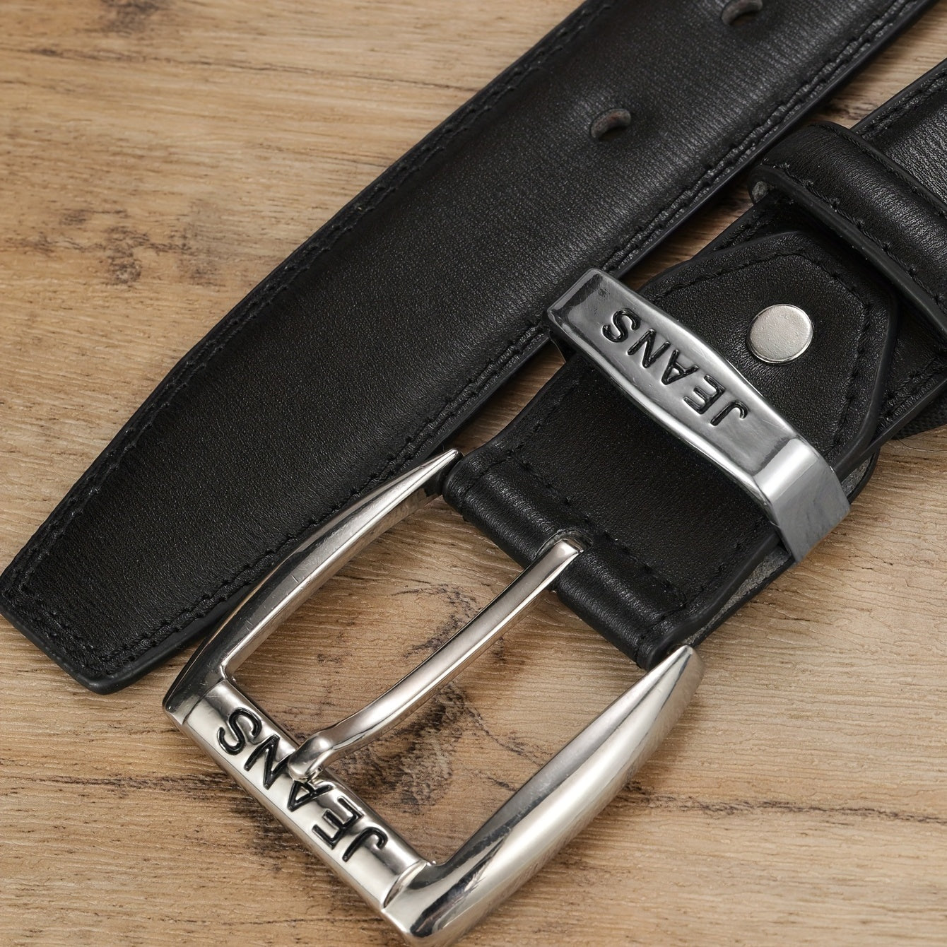Men's Engraved Leather Belt