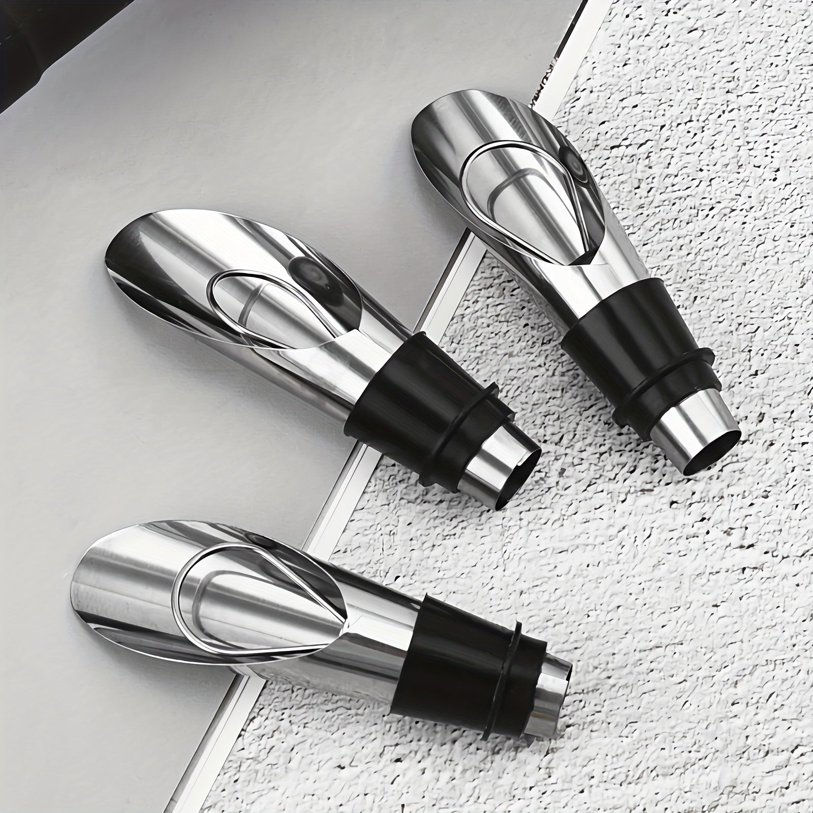 2pcs Wine Pourer And Stopper Set Stainless Steel Wine Aerator Pourer