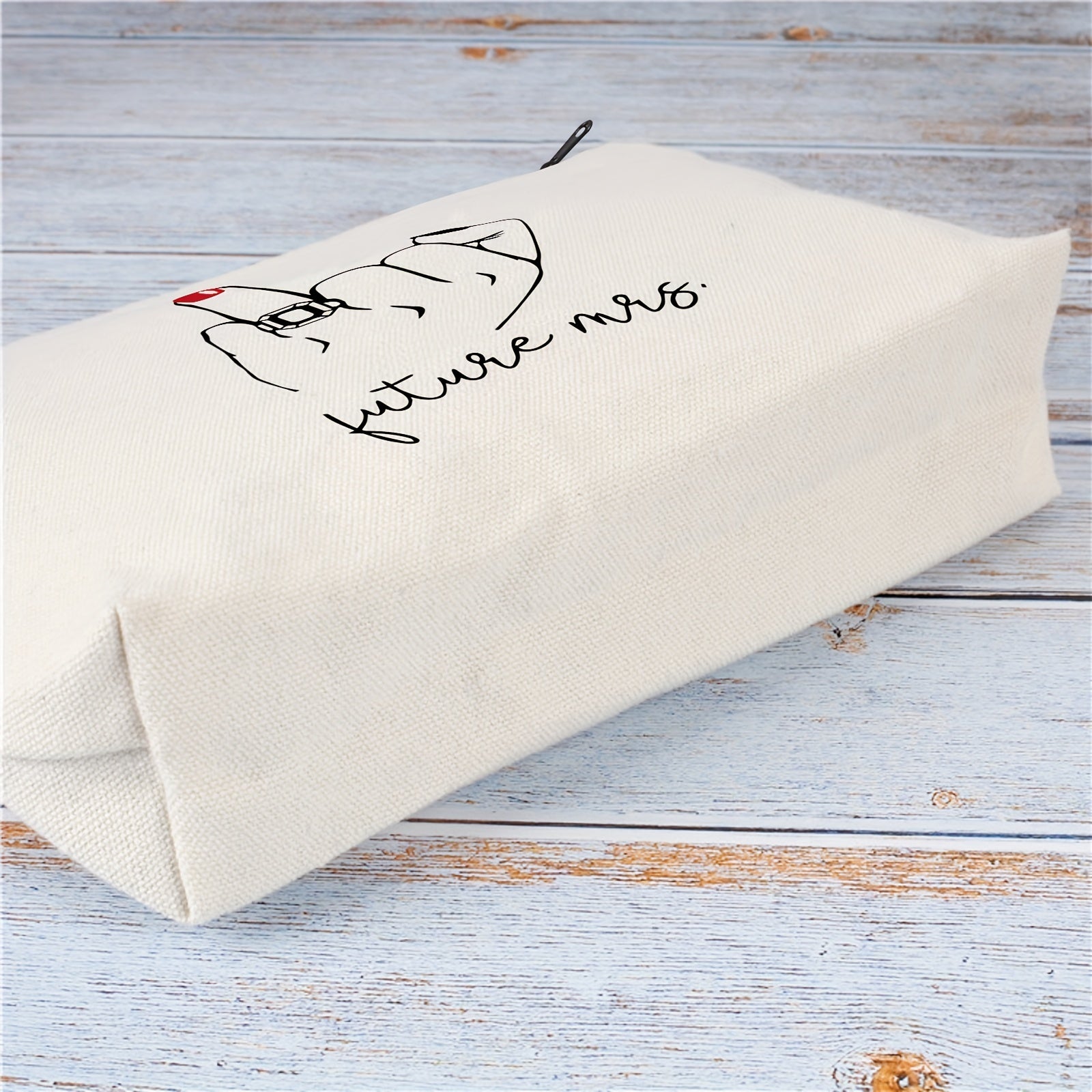 Future Mrs Makeup Bag Travel Pouch Gift For Women Bride To Be Newly Engaged