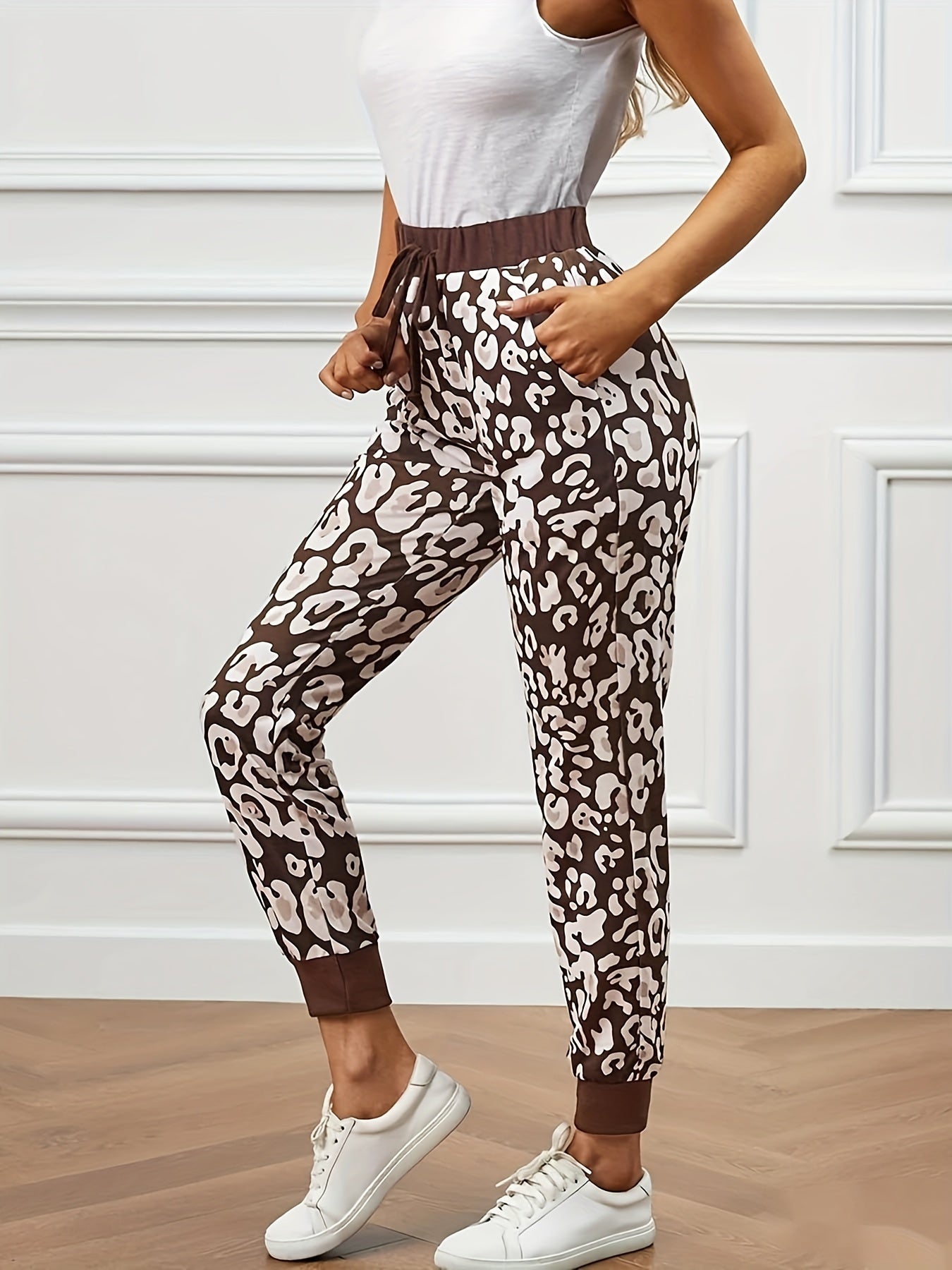  Leopard Print High Rise Jogger Pants with Pockets