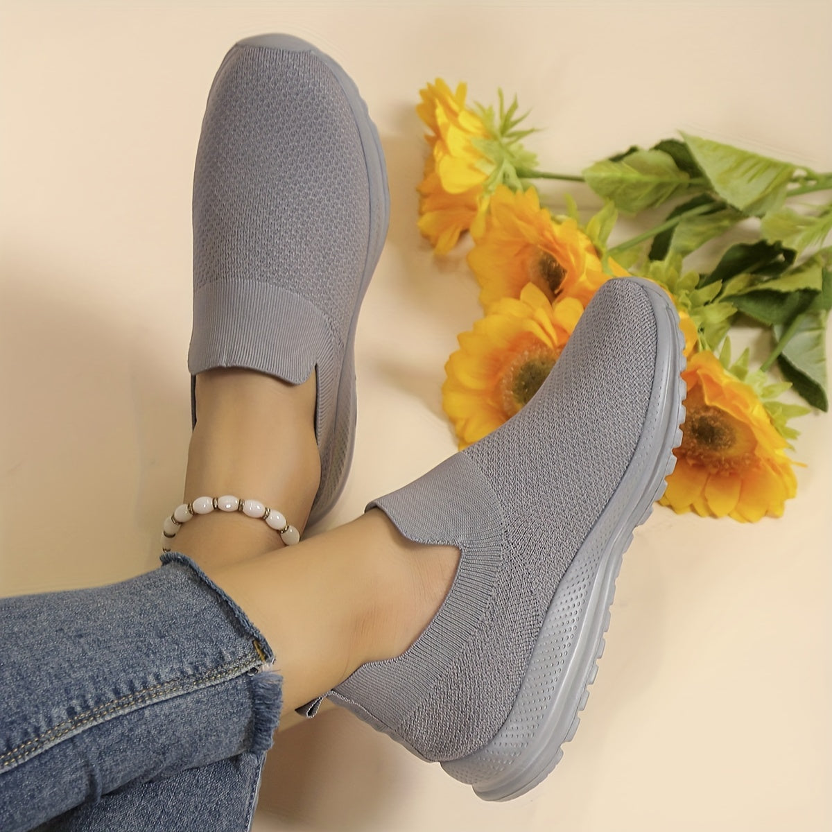 Women's Lightweight Slip On Sneakers Low Top Solid Shoes