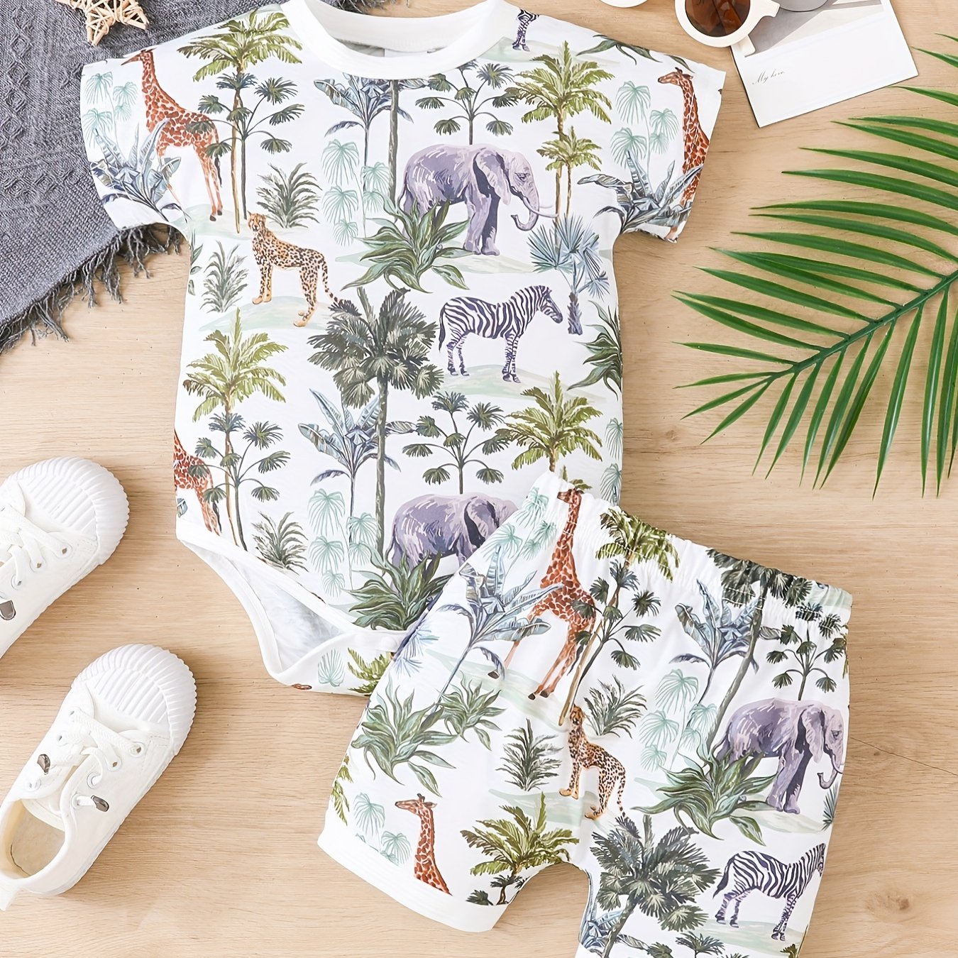 2pcs Baby Boys Animal Print Onesie & Shorts Set