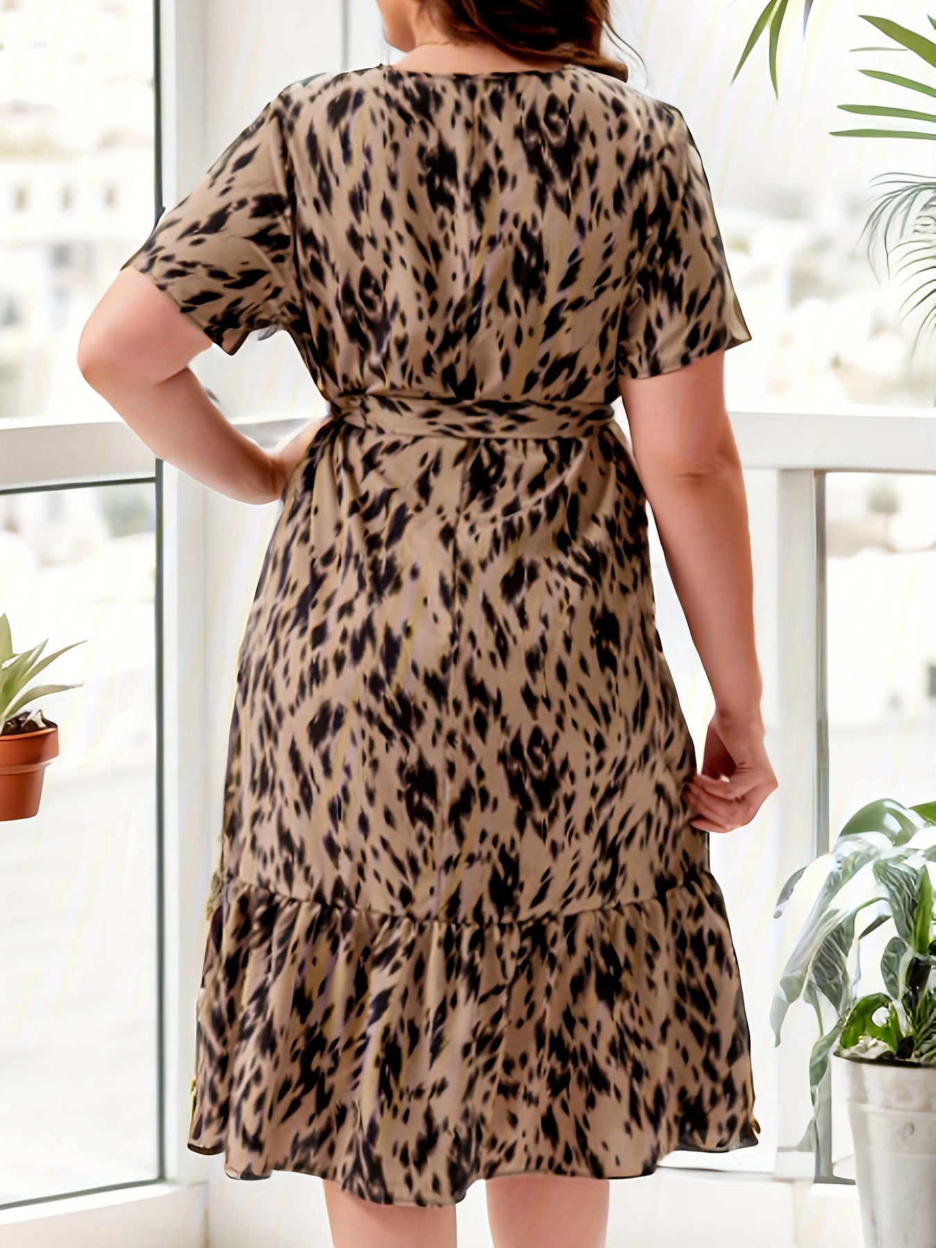 Women's Plus Leopard Print V Neck Smock Dress With Belt