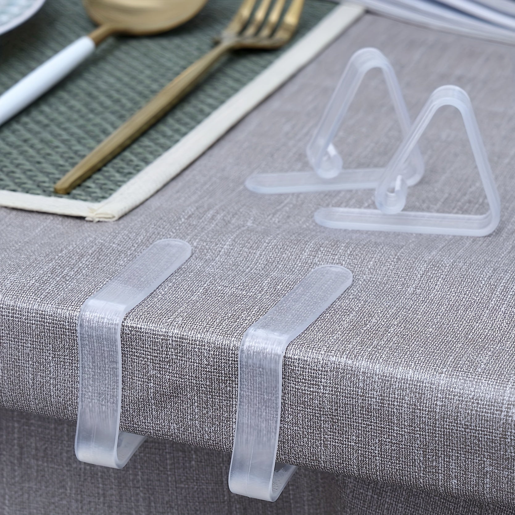 6 PCS Clear Plastic Tablecloth Clips for Party Table Cloth Holder