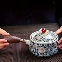 Portable Tea Set: Pot & 4 Cups with Bag