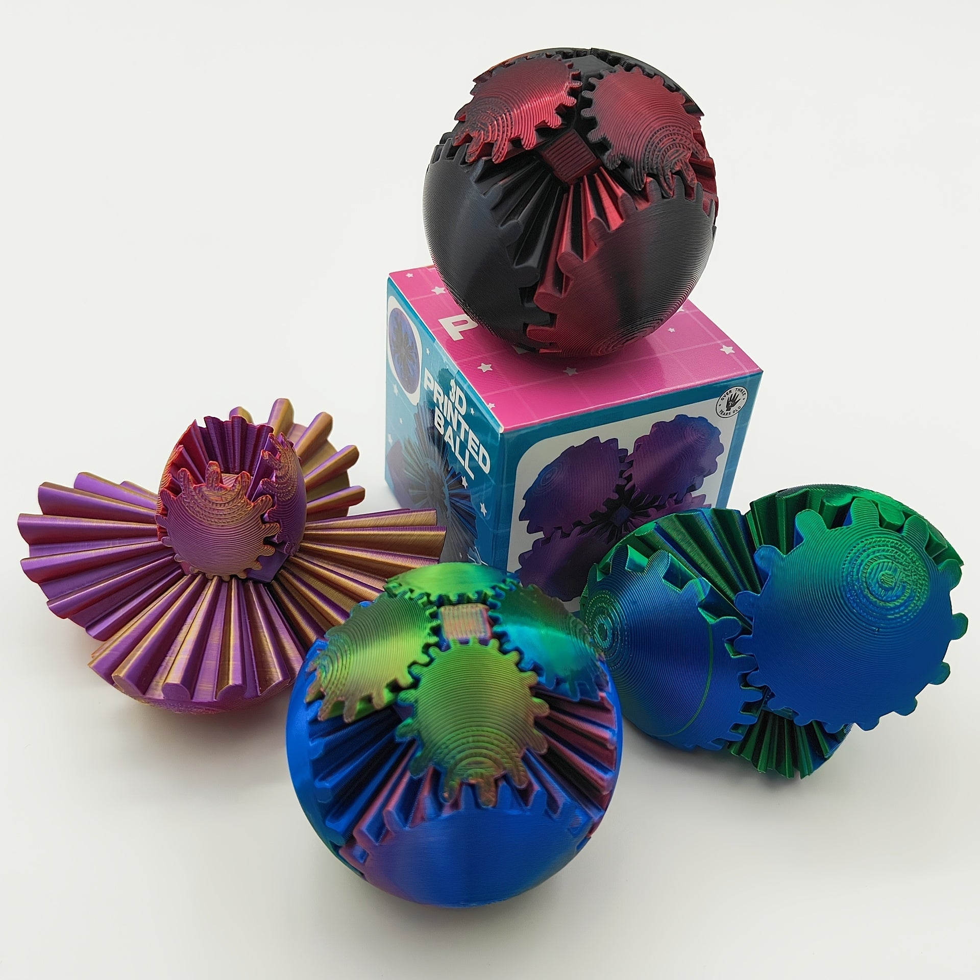 Colorful Flexible Gear Ball Model with Gradient