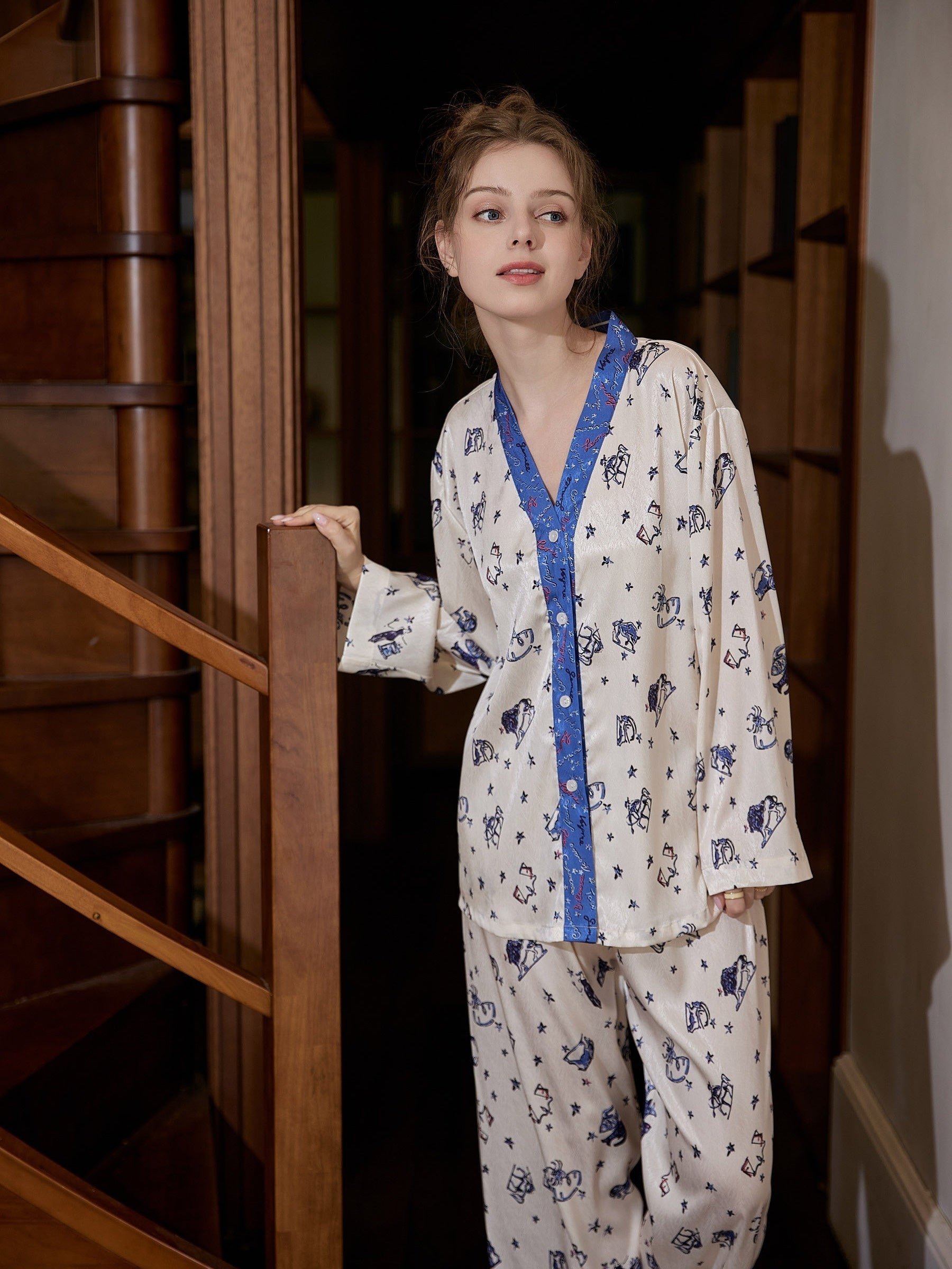 Constellation Print Pajama Set Long Sleeve Top & Elastic Waistband Pants