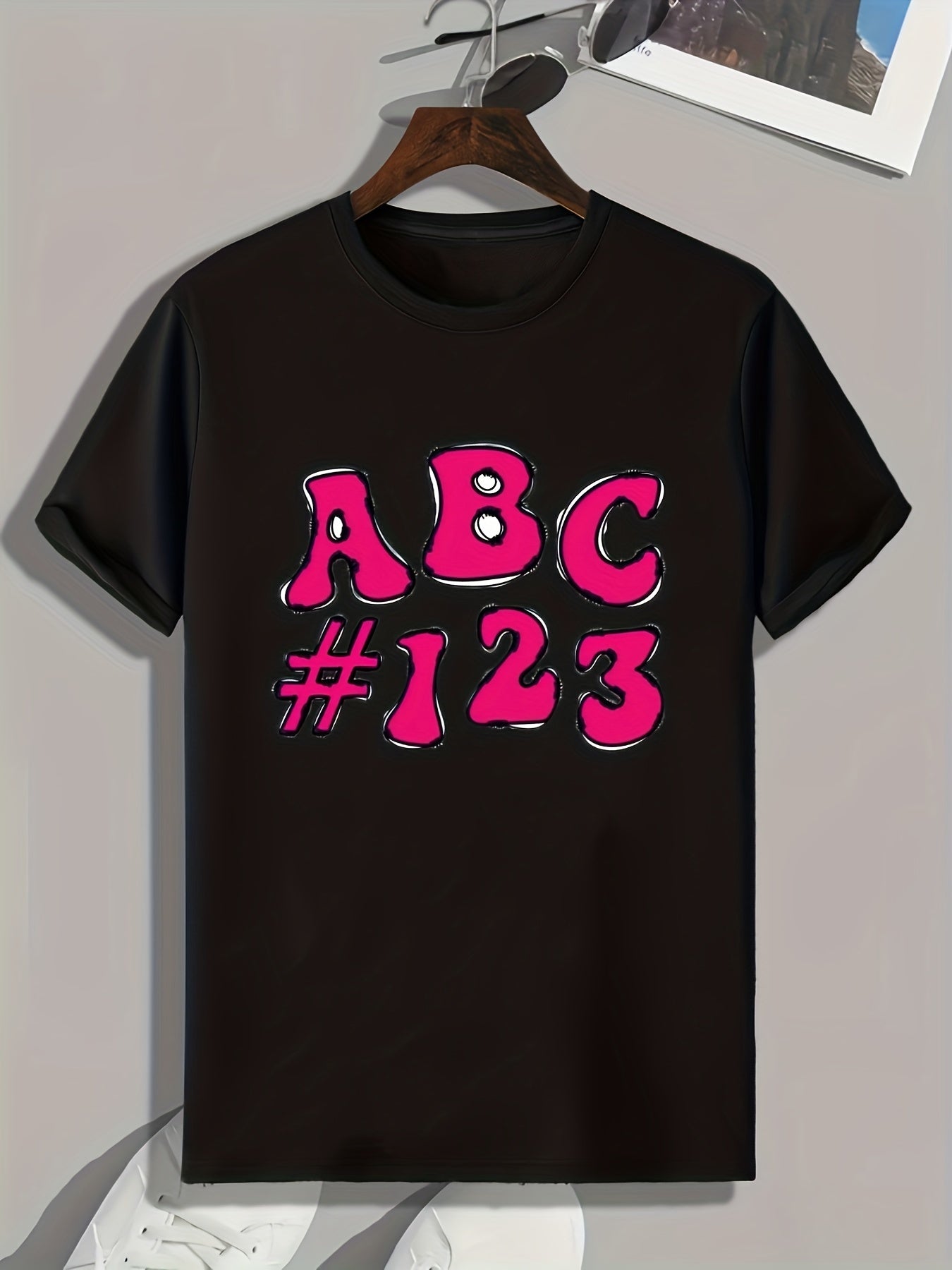 Letters And Numbers Print Men's Graphic T-shirt