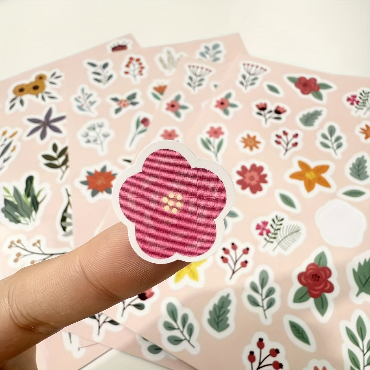 105pcs Flower Stickers Waterproof PVC for Planners Notebooks Cups