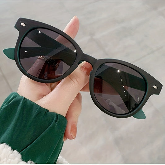 Round Sunglasses Casual Rivet Decor Anti Glare UV400