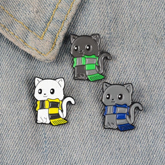 Cartoon Cat Scarf Shape Alloy Brooch Pin Unisex Gray Kitten