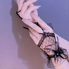 Lace Fingerless Gloves Short Summer Gloves Romantic Wedding Bridal Gloves