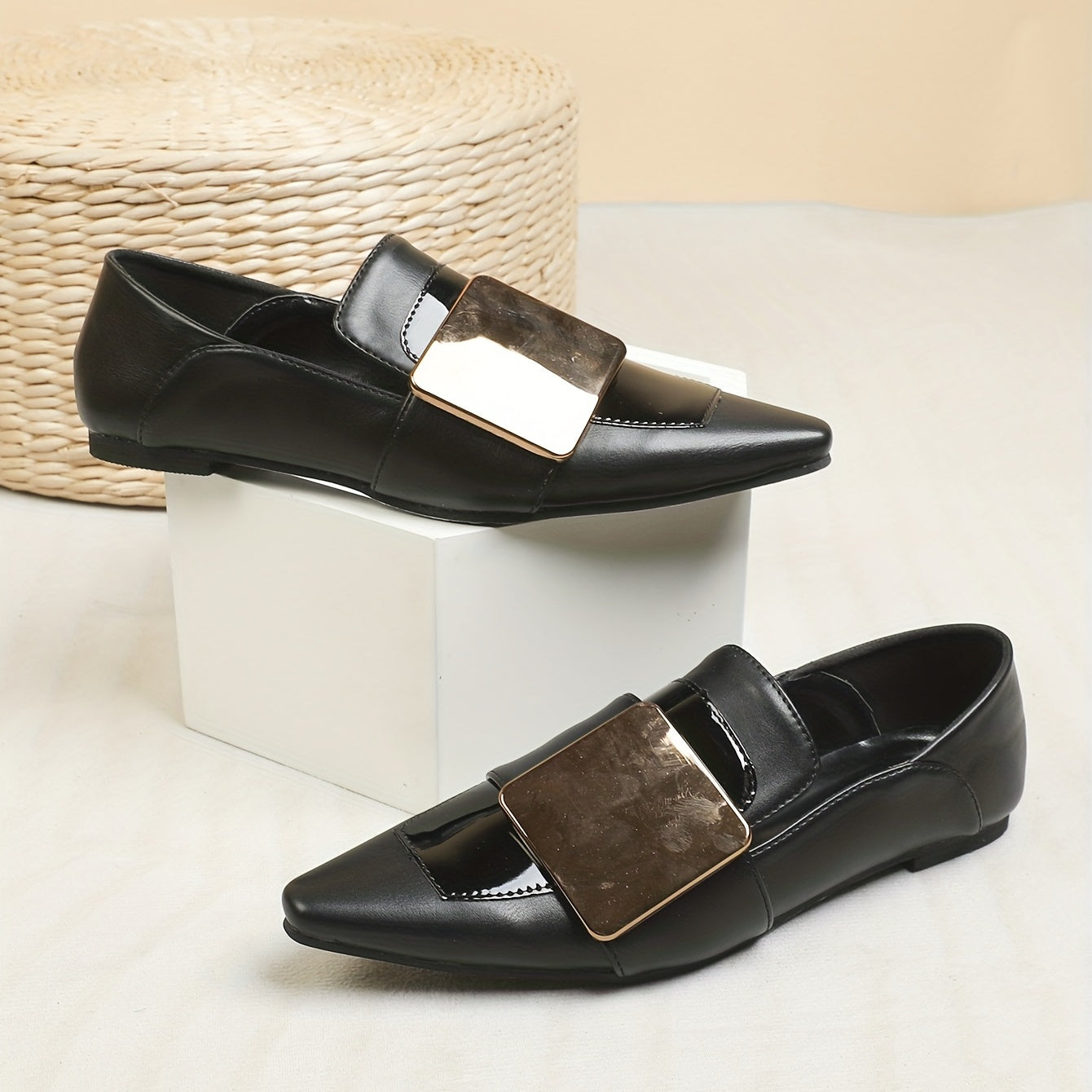 Metallic Decor Flats Women's Pointed Toe Slip On Faux Leather Shoes