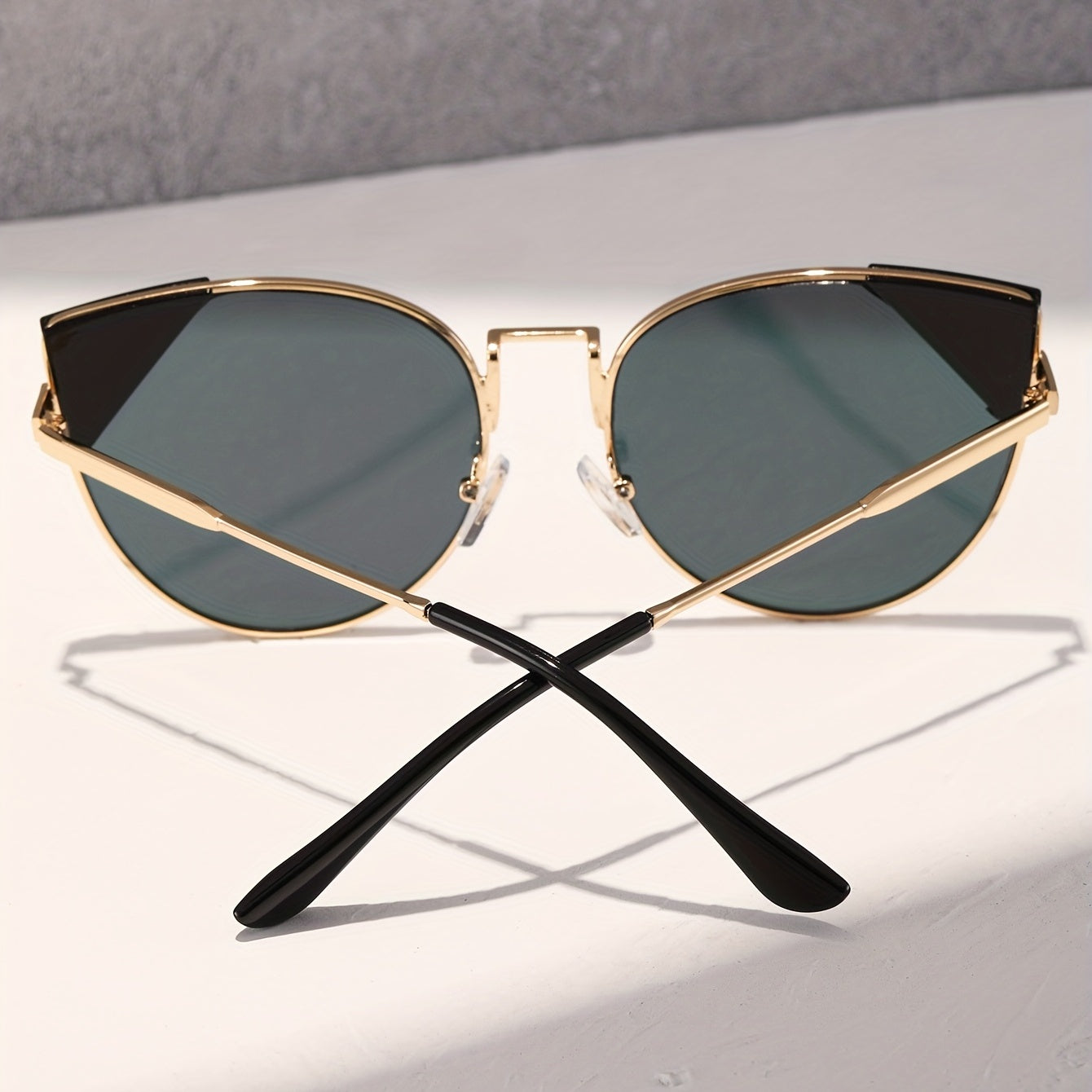 Y2K Cat Eye Sunglasses Anti Glare Metal UV400