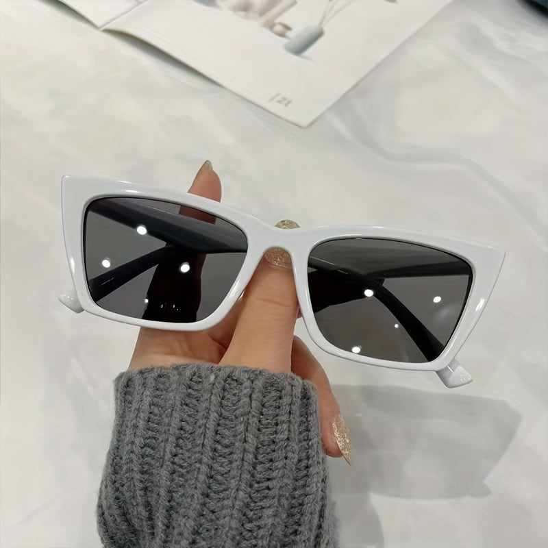 Vintage Cat Eye Plastic Sunglasses for Women