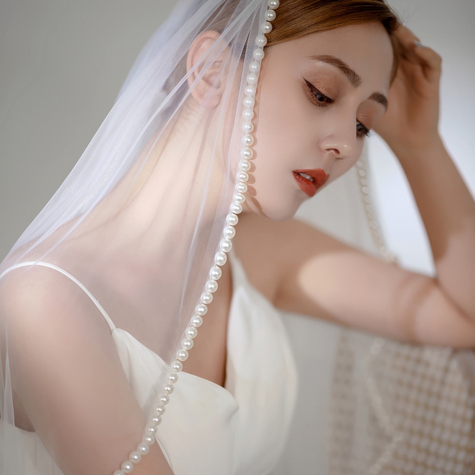 Short Bridal Veil Faux Pearl Trim Sheer Nylon Wedding Accessory