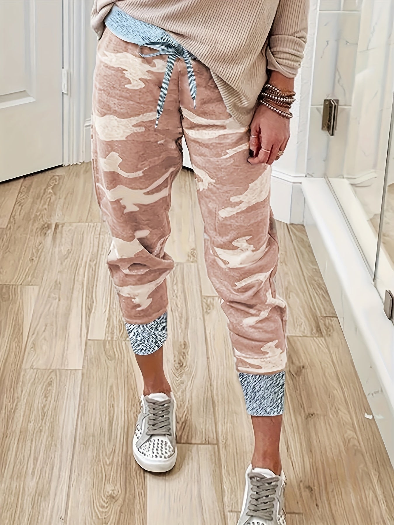 Women's Plus Camo Drawstring Elastic High Rise Jogger Trousers