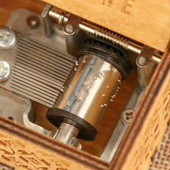 Hand Cranked Wooden Music Box Classic Ornament for DIY Arts and Crafts Gift