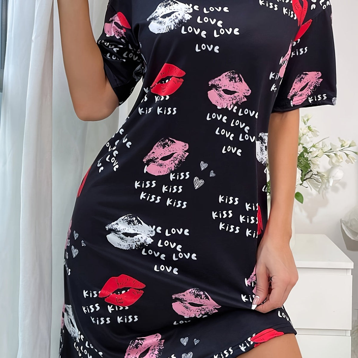 Lips & Letter Print NightDress Short Sleeve