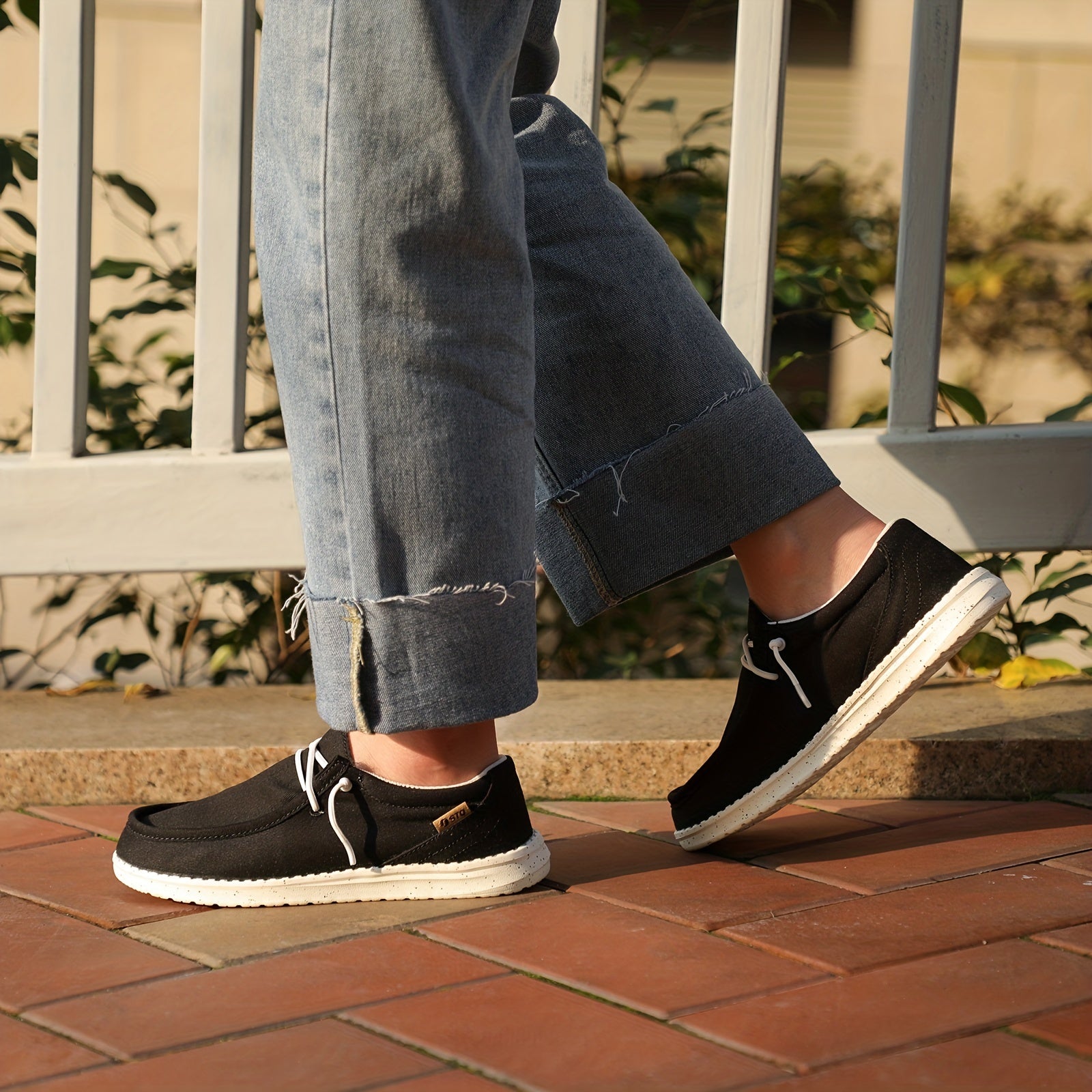 Women's Lace Up Slip on Shoes Light Casual Canvas Shoes With Arch Support