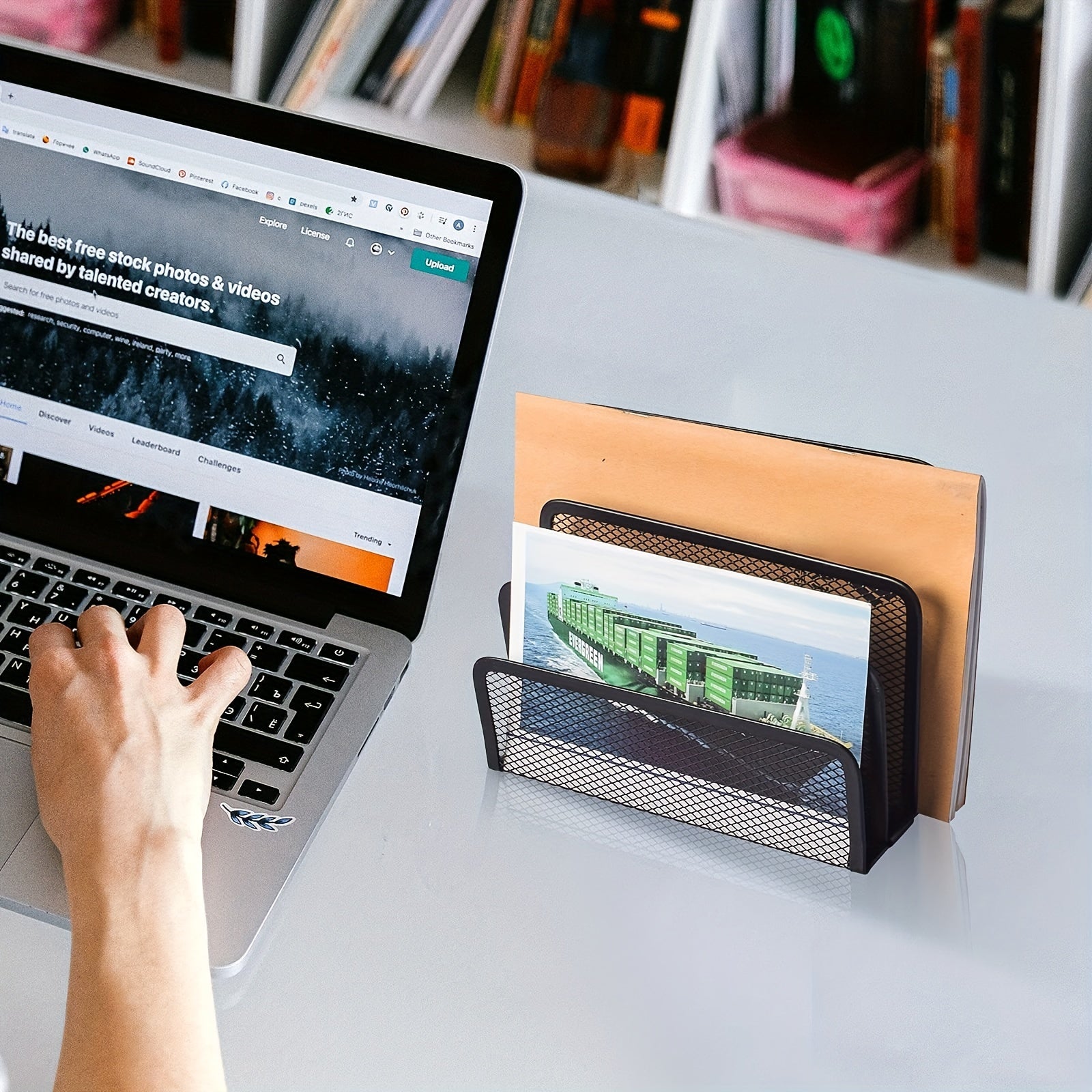 Metal Mesh Desk Mail Organizer Letter Sorter File Holder for Desktop