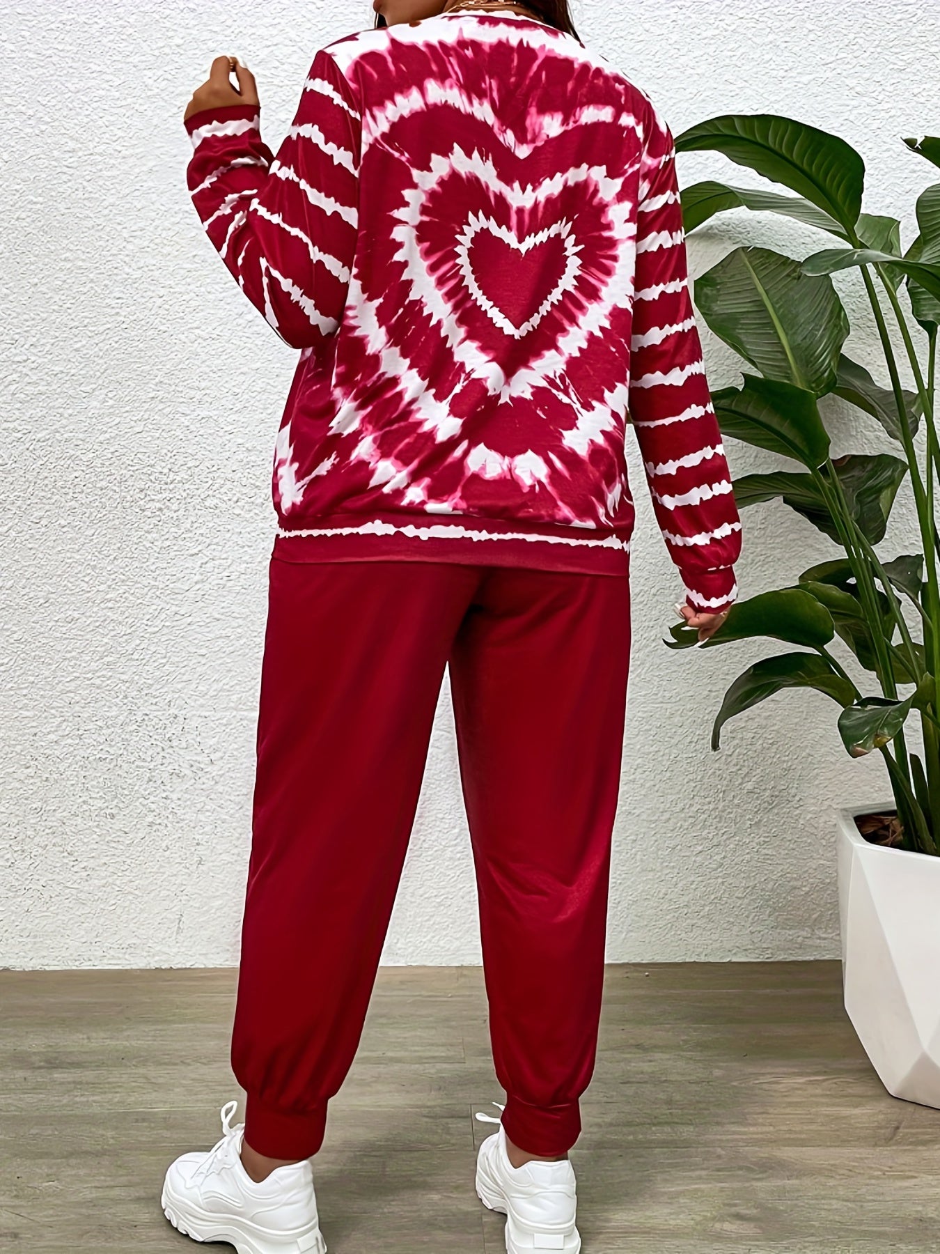  Tie Dye Heart Print Top & Joggers Set