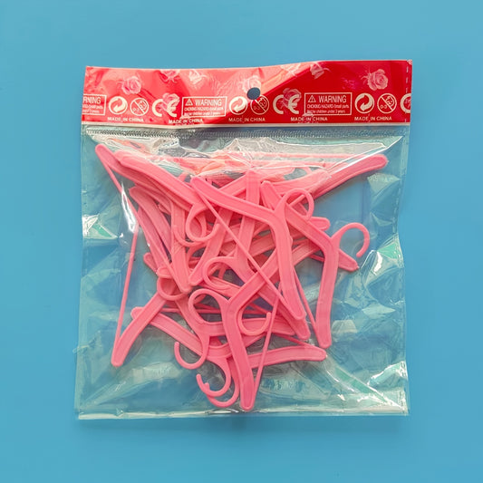 20pcs Plastic Kids Doll Accessory Mini Hanger For 1 6 Dolls Toy Gift