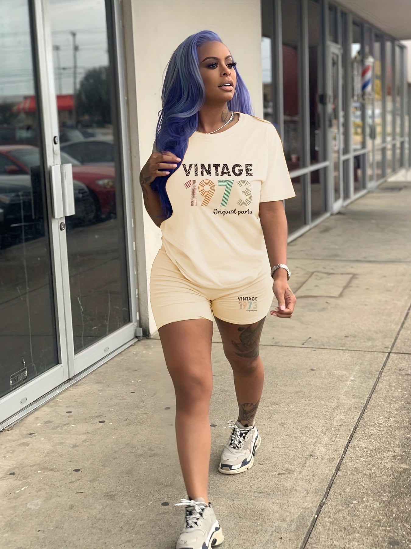 1973 Print Two-piece Set Crew Neck Tee & Slim Shorts Outfit Women's Clothing