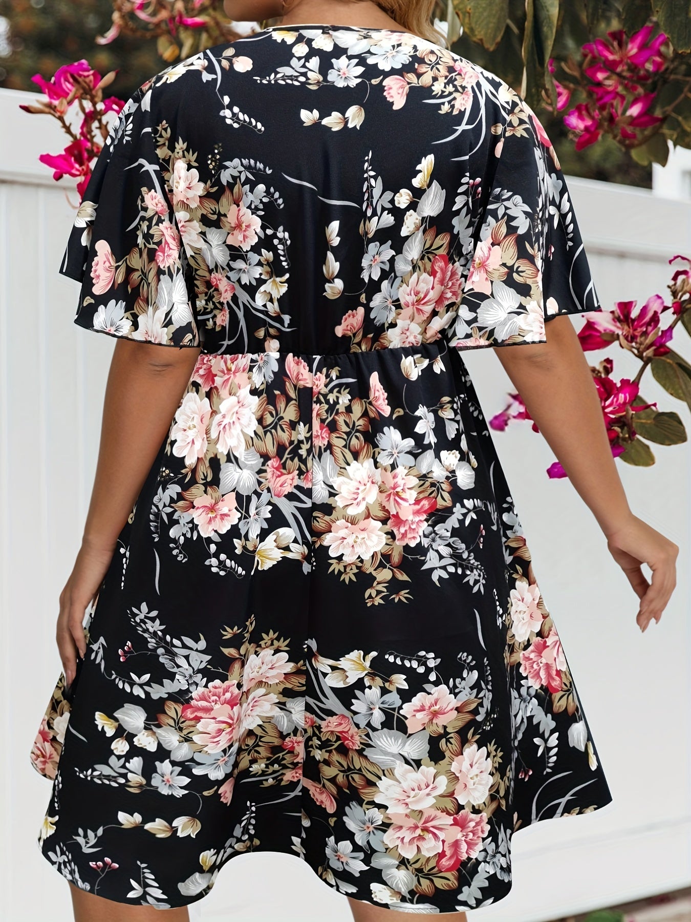 Women's Floral Print Flutter Sleeve Dress