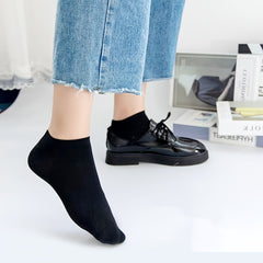 6 Pairs Soft Cotton Blend Ankle Socks for Women