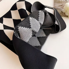 Rhombus Contrast Woven Handbag Fabric Crochet Niche Tote Bag