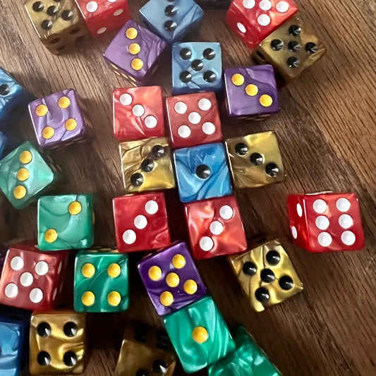 50pcs 16mm Pearl Pattern Square Corner Dice for Game & Collection