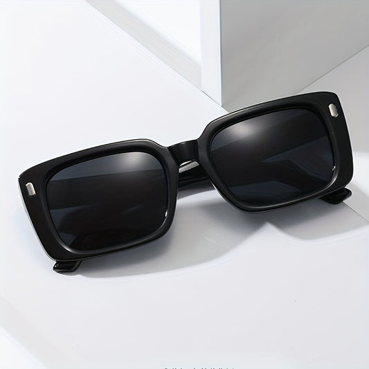 Rivet Decor Rectangle Sunglasses UV400