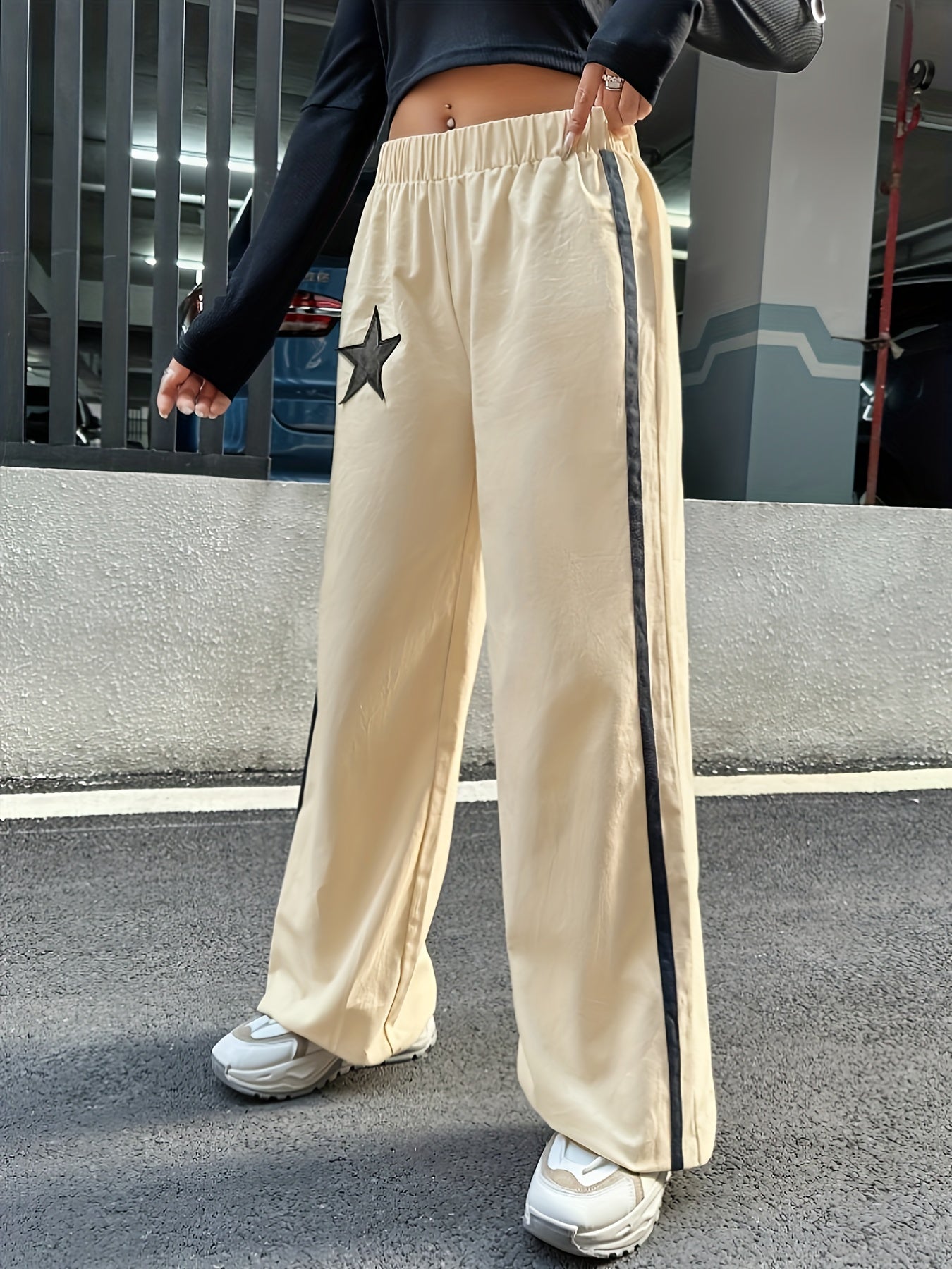  Women's Star Patch Drawstring Sporty Pants